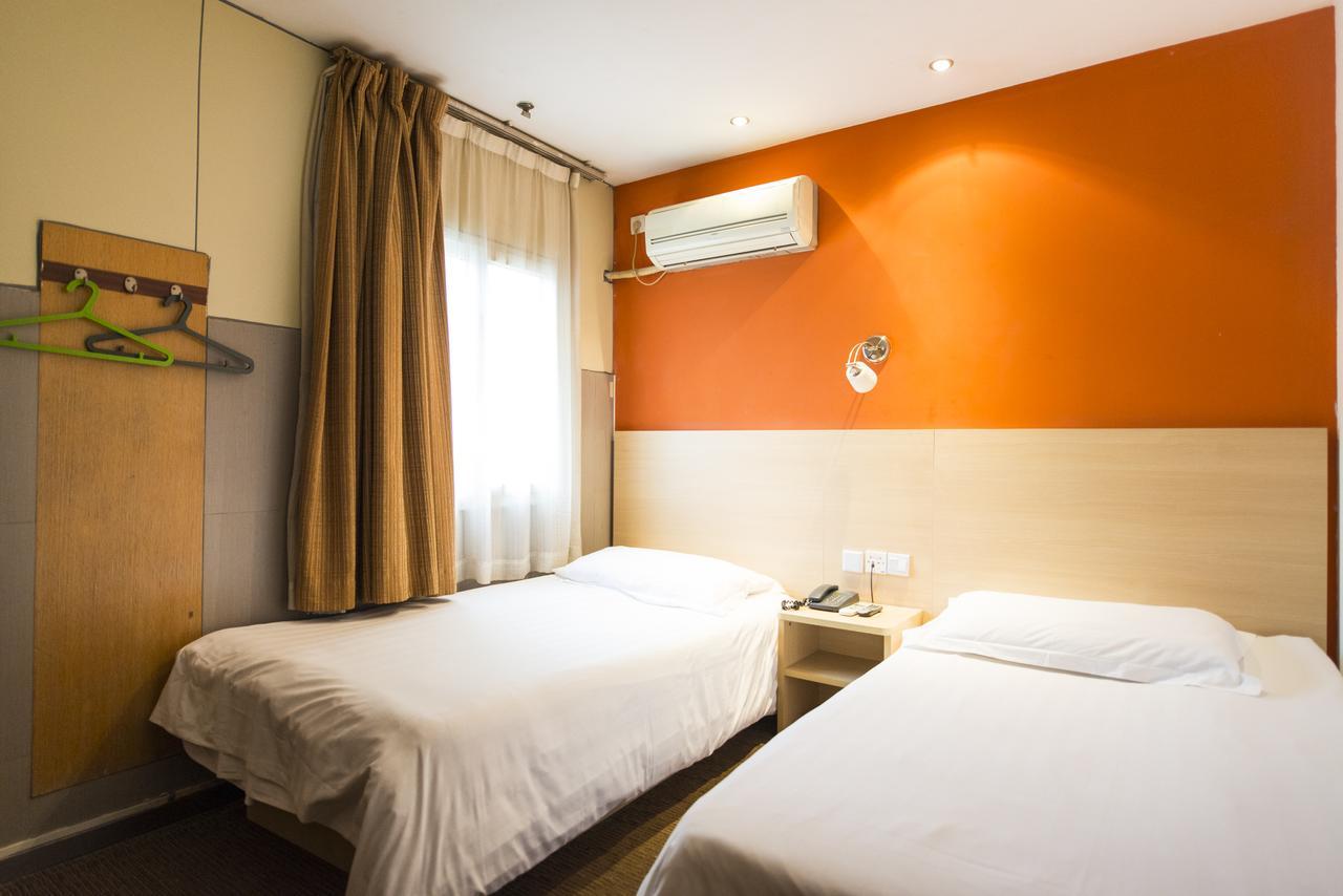 Motel Chongqing Jiefangbai Hongyadong Pedestrian Street Exterior photo