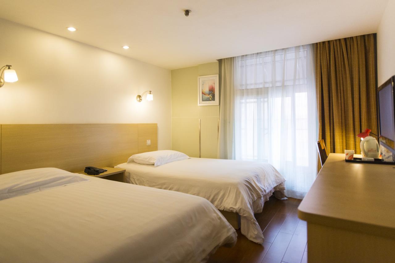 Motel Chongqing Jiefangbai Hongyadong Pedestrian Street Exterior photo